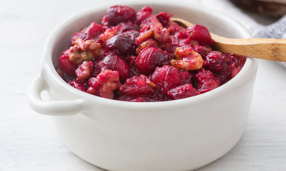 Low-Carb Cranberry Walnut Sauce