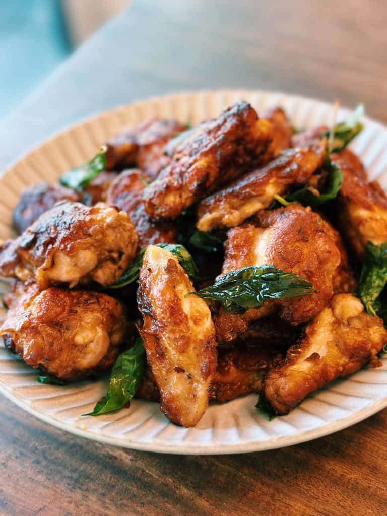 Air-Fryer Buffalo Chicken Wings: The Crispiest, Spiciest Delight!