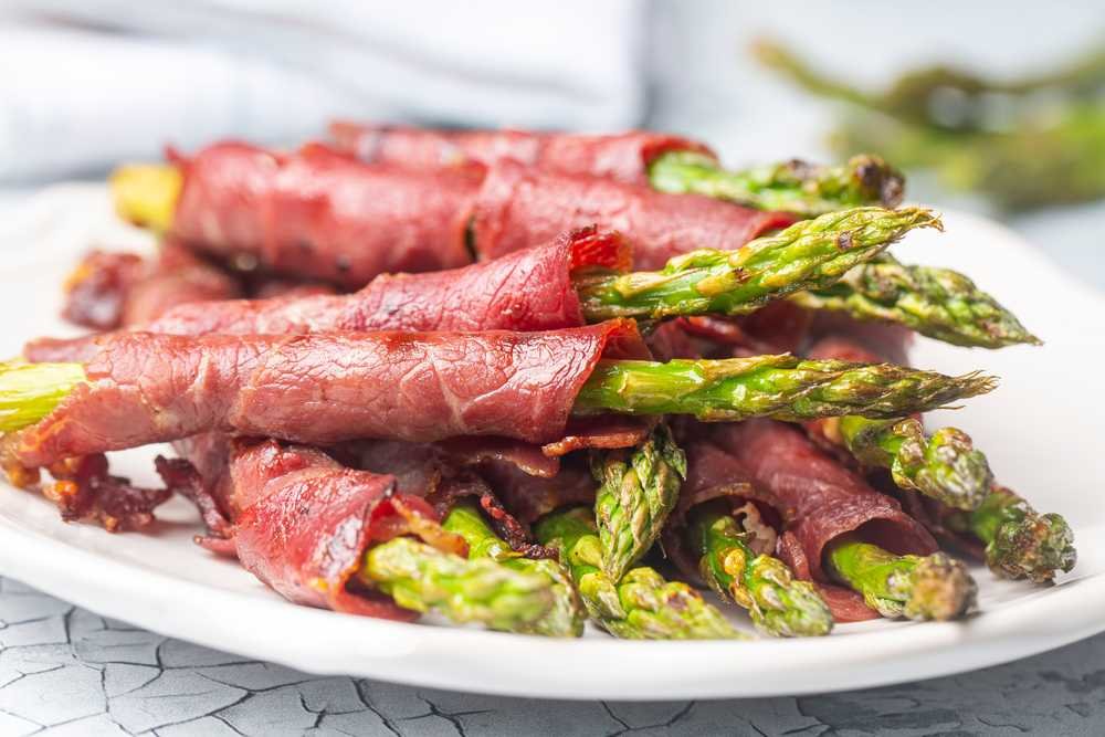 Air-Fryer Bacon-Wrapped Asparagus